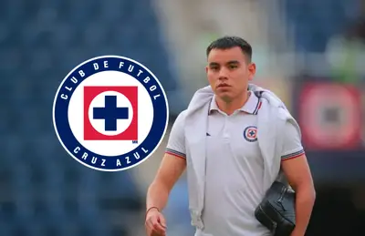 Charly Rodríguez y escudo de Cruz Azul/Foto Bolavip.