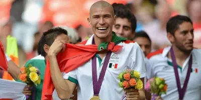 ‘Chatón’ Enríquez fue campeón de Liga y Copa con Chivas, además de medallista de oro con el ‘Tri’