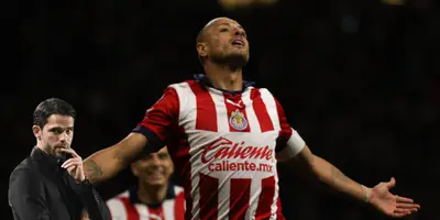 Chicharito Hernández y el de Chivas que más celebró su gol, nadie se dio cuenta