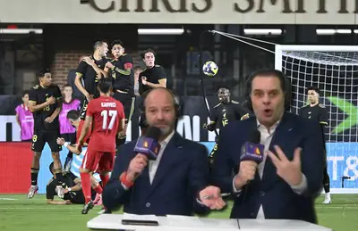 Christian Martinoli, Luis García y jugadores de Selección Mexicana/ Foto La Afición.