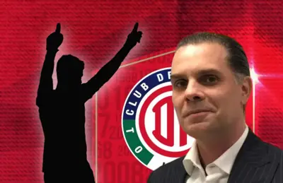 Christian Martinoli y silueta de portero/Foto Toluca.