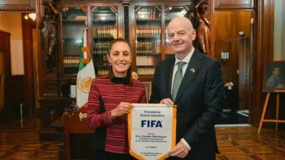 Claudia Sheinbaum y Gianni Infantino