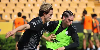 Córdova y Flores en entreno. Foto: Tigres