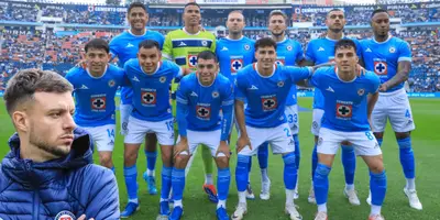 Cruz Azul en formación. Foto: Ovaciones