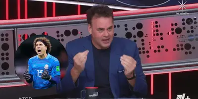 David Faitelson se fue con todo sobre Ochoa.