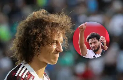 David Luiz y Raúl Jiménez/Foto Quepasamedia.