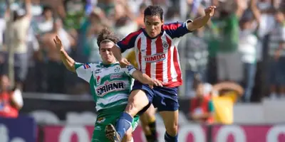 De los 160 tantos conseguidos con Chivas, Omar Bravo tiene algunos inolvidables ante los ‘Guerreros’