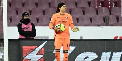 Después de volver a la titularidad, ‘Memo’ acumula dos partidos seguidos sin recibir gol