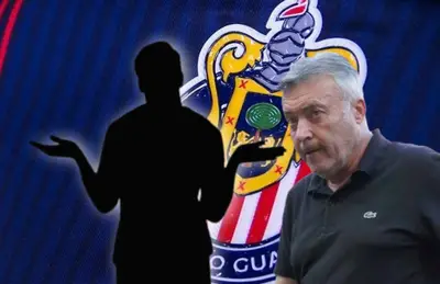 Domenec Torrent y silueta de hombre/Foto Soy Fútbol.