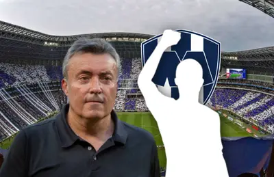 Domenec Torrent y silueta de Vitinho/Foto Récord.