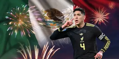 Edson Álvarez junto a la bandera mexicana / FOTO RÉCORD