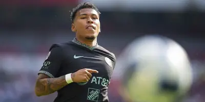 El atacante colombiano se lesionó en el partido amistoso contra Tijuana