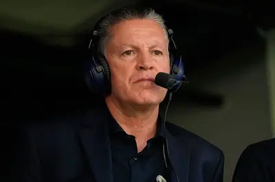 El comentarista de TUDN Ricardo Peláez vivió al límite el triunfo del Tricolor.