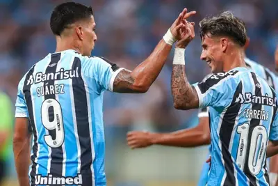 El delantero brasileño del Gremio estaría en la mira del Club Universidad Nacional para reforzar el próximo torneo.