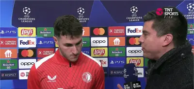 El delantero mexicano habló luego de su error.