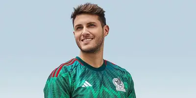 El delantero mexicano quiere afianzar su buen momento para llegar al Mundial de 2026