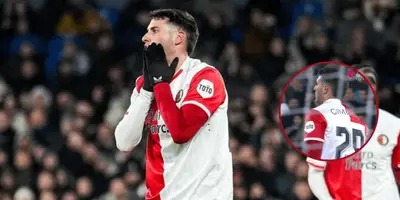 El delantero mexicano tuvo una mala noche de UEFA Champions League.