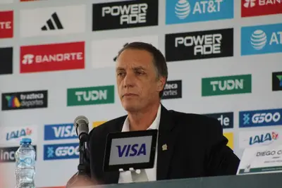 El Director General de Selecciones Nacionales dio las razones por las que Cocca es el nuevo entrenador de México y no es Guillermo Almada.