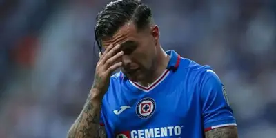 El exdelantero del Cruz Azul no se guardó nada y destapó la cloaca en la Máquina Celeste.