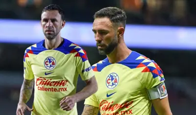 El experimentado lateral bromeó sobre su supuesto retiro de las canchas.