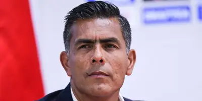 El exportero no se guardó nada y dejó en claro su sentir sobre la falta del Pocho Guzmán en Selección Mexicana.
