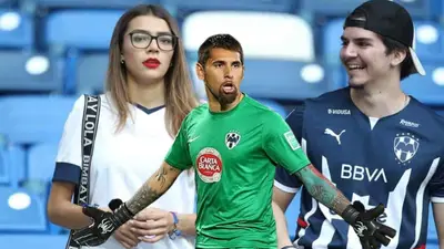 El gesto de cariño de Orozco con Rayados no fue bien recibido por todos los aficionados.