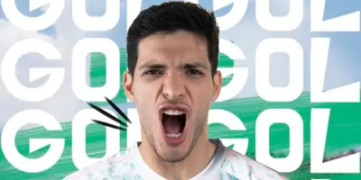 El gol de Raúl Jiménez y una lección para Santi Giménez al cobrar un penalti con el Tri.