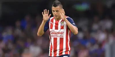 El Guadalajara se había acercado en el marcador, pero el VAR marcó fuera de lugar.