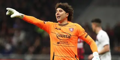 El guardameta es el único mexicano propuesto de entre seis futbolistas