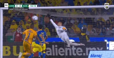 El guardameta volvió a tener grandes atajadas.