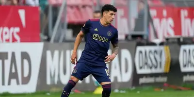 El lateral mexicano puso el centro para abrir el marcador