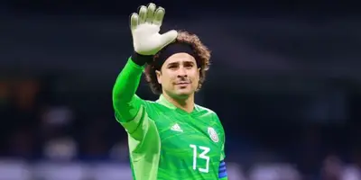 El oso del año que demuestra por qué Guillermo Ochoa es el mejor portero de México.