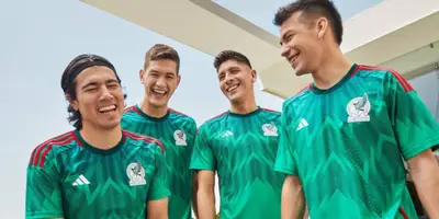 El portal Footy Headlines filtró lo que serían las equipaciones de nuestra selección para el siguiente año.
