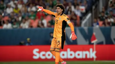 El portero de la Selección Mexicana, Guillermo Ochoa, quiere hacer historia con el Tricolor y dejó claro que buscaría su sexto Mundial.