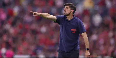 El técnico del ‘Rebaño’ aplaudió el ataque rojiblanco y reconoció los errores defensivos