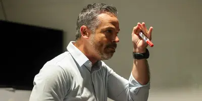 El timonel de los auriazules aseguró que todos tienen responsabilidad en los malos resultados recientes