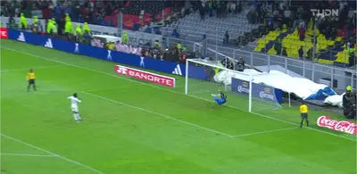 El tricolor pudo con Honduras, pero de manera dramática.