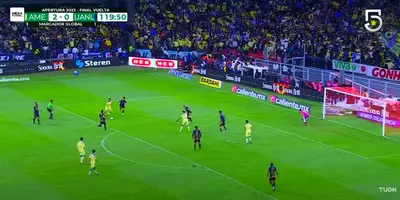 El uruguayo firmó el tercer gol de Las Águilas