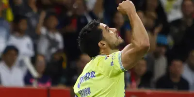 El yucateco se convirtió en el primer mexicano en anotar al menos diez goles en torneos consecutivos