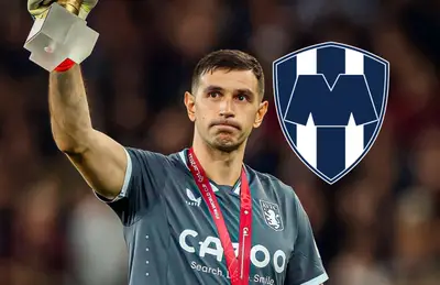 Emiliano 'Dibu' Martínez y escudo de Monterrey/Foto Cadena 3 Argentina.
