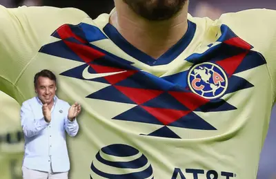 Emilio Azcárraga aplaudiendo/Foto Micope.