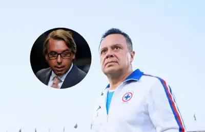 Emilio Azcárraga y Víctor Velázquez/Foto Cruz Azul.