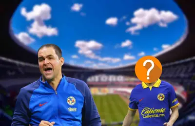 Estadio Azteca de fondo, André Jardine y jugador del América/ Foto Marca.