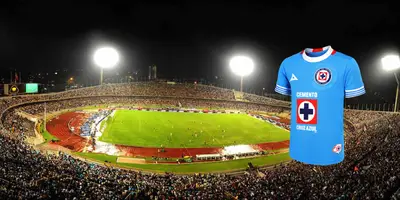 Estadio CU de fondo. Foto: UNAM Global