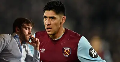 Fabrizio Romano junto a Edson Álvarez / FOTO VANGUARDIA