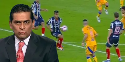 Felipe Ramos Rizo en el Monterrey vs Tigres / FOTO X