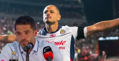 Fernando Gago junto a Javier Hernández / FOTO X