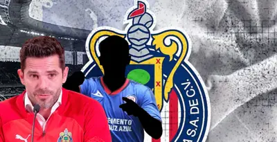 Fernando Gago junto a jugador incógnito de Cruz Azul / FOTO MEXSPORT