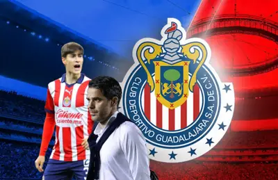 Fernando Gago y Armando González boquiabierto/ Foto Facts.net.