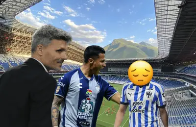 Fernando Ortiz, Roberto de la Rosa y futbolista con el rostro tapado/ Foto Relevo.